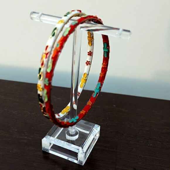 3/$30 Stunning 2.75" Vintage Cloisonne Red and White Floral Bangle Bracelet Set - Picture 5 of 11